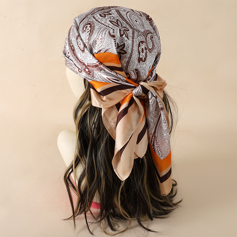 Luxury Women Silk Square Scarf - Luxury Bags Expensive recension och pris