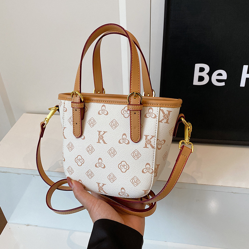 Classic Vintage Monogram Mini  - Tote Bag Leather Monogram recension och pris