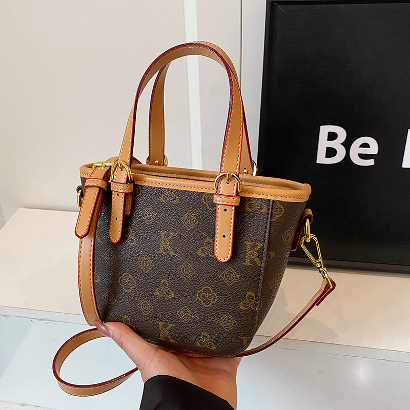 Classic Vintage Monogram Mini  - Tote Bag Leather Monogram recension och pris