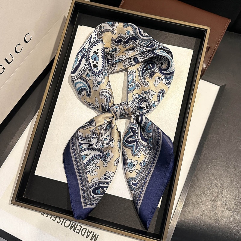 Luxury Satin Square Scarf Pais - Luxury Bags Expensive recension och pris