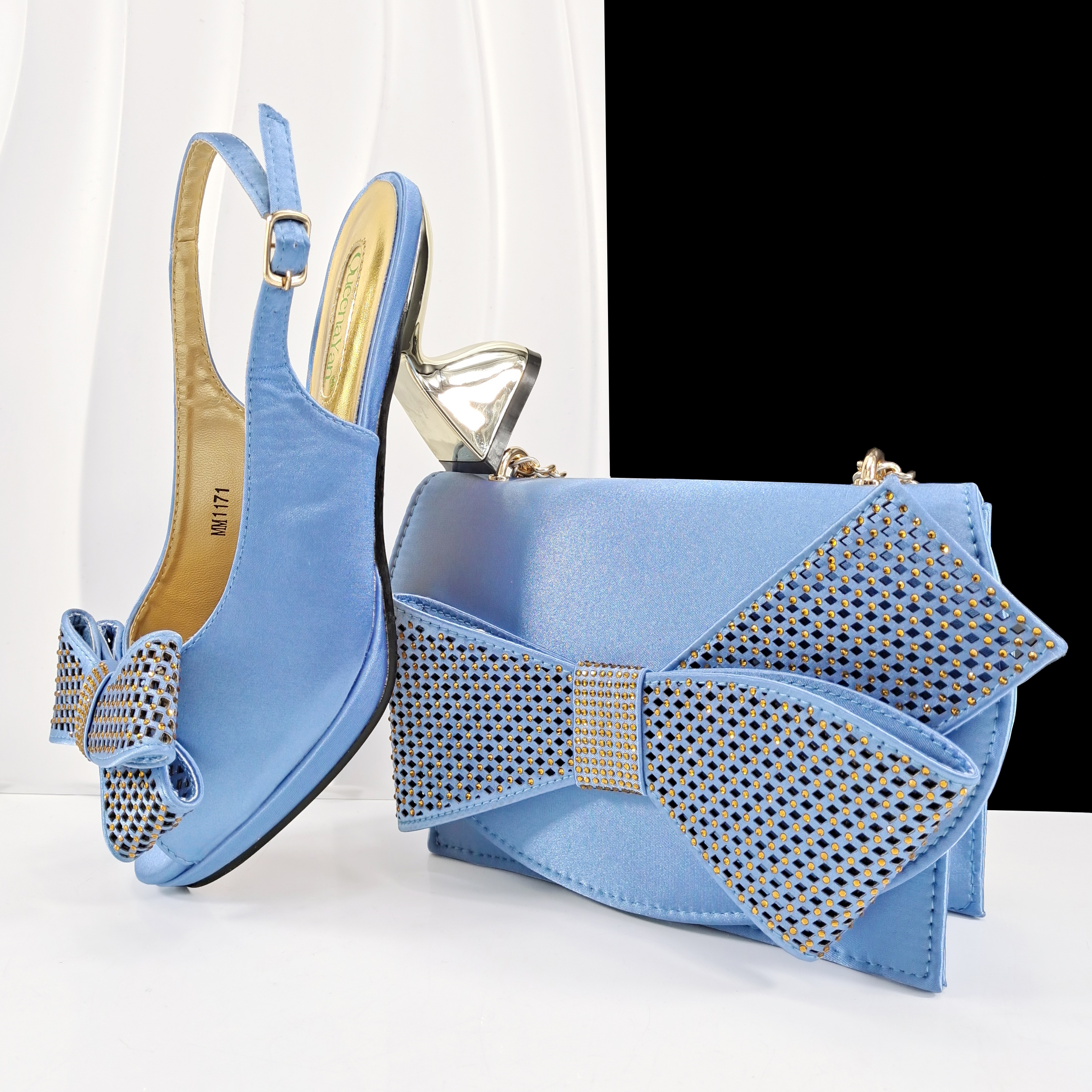 Queena Yan Sky Blue Color Peep - Luxury Bags Women recension och pris