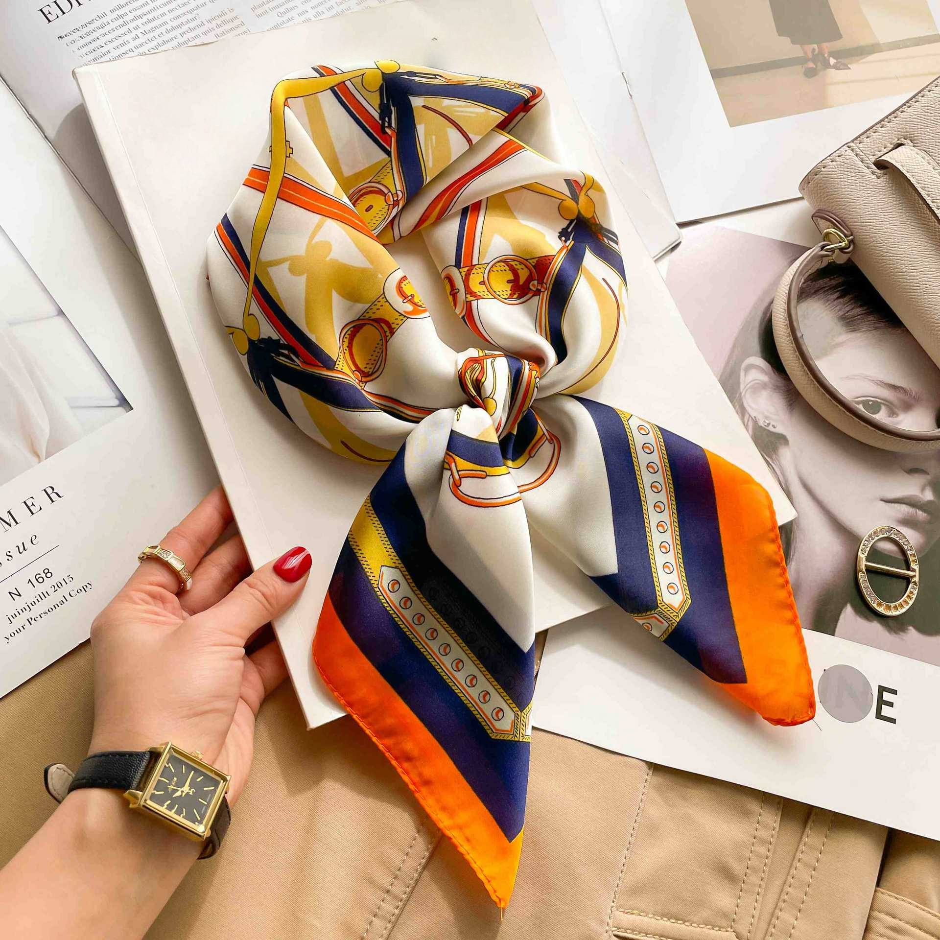 70cm Luxury Belt Print Silk Sq - Luxury Bags Expensive recension och pris